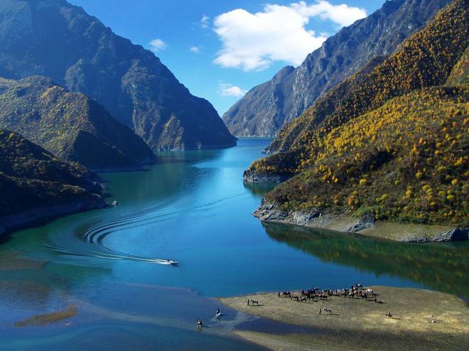 博乐体育：必看！甘南旅逛攻略揭秘中邦小西藏的瑰丽景象(图10)