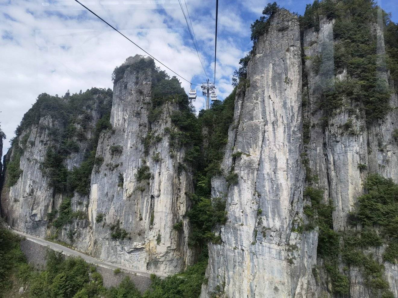 博乐体育：旅逛攻略何如做恩施恩施旅逛攻略三天四夜重庆(图1)